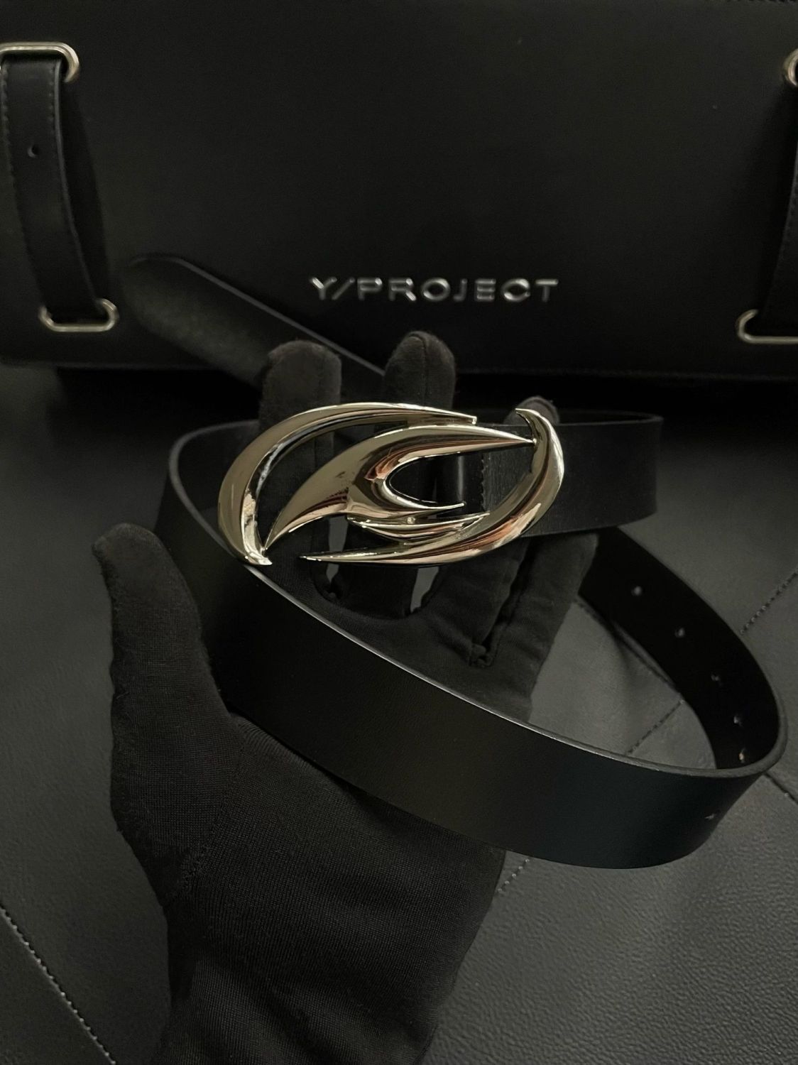 Avant-Garde Metal Buckle Leather Belt Unisex Waist Belt
