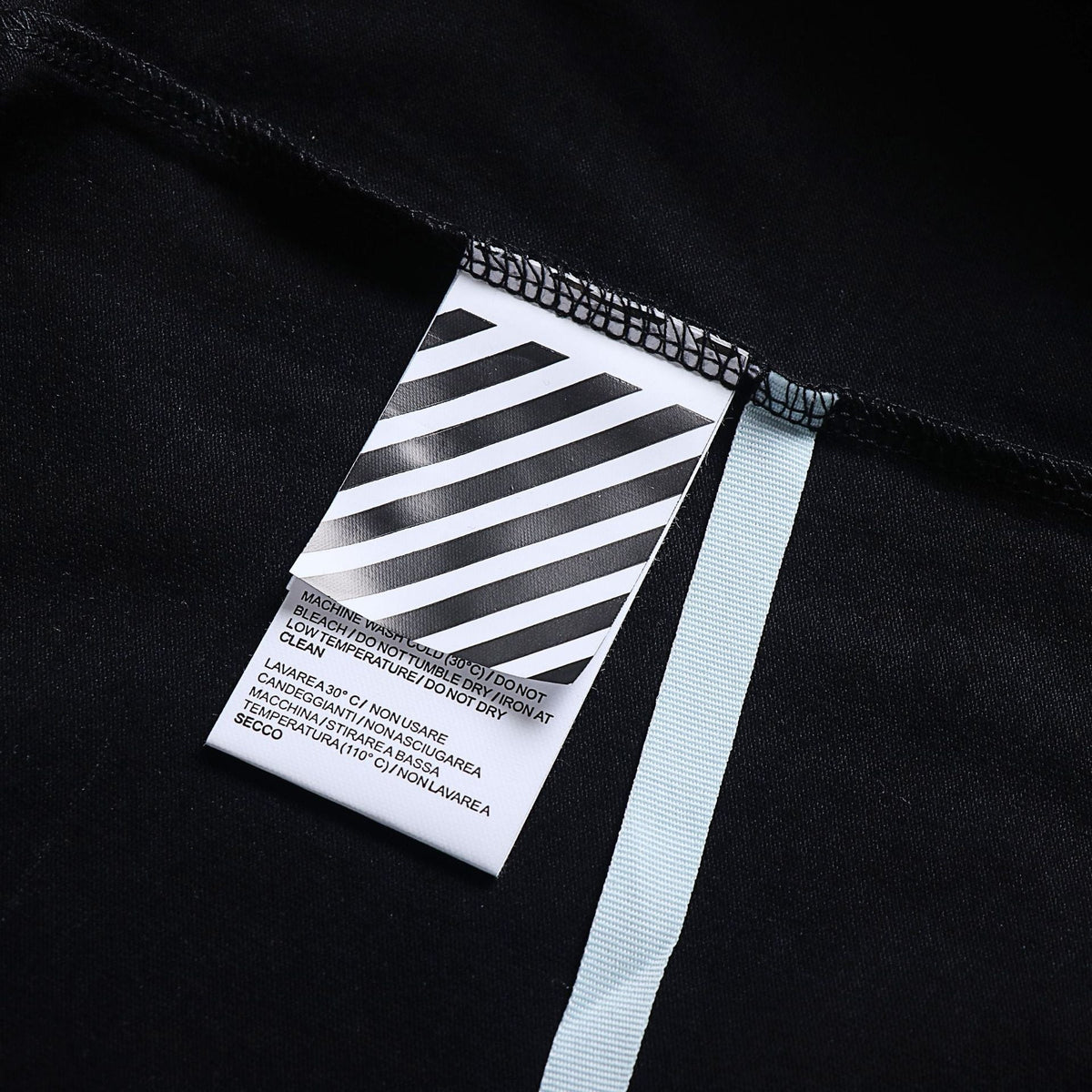 OFF-WHITE Pink Brushstroke Arrow Graphic T-Shirt