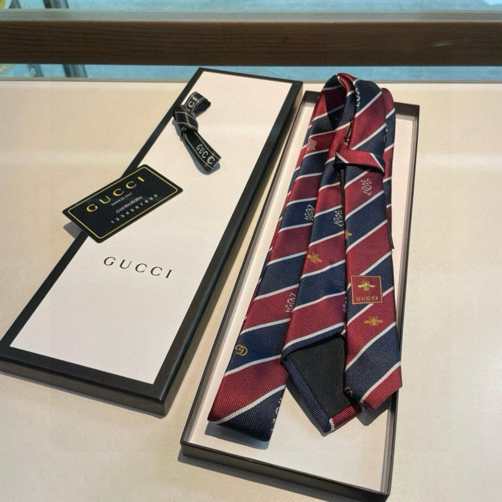 Gucci Men's Bee Silk Tie