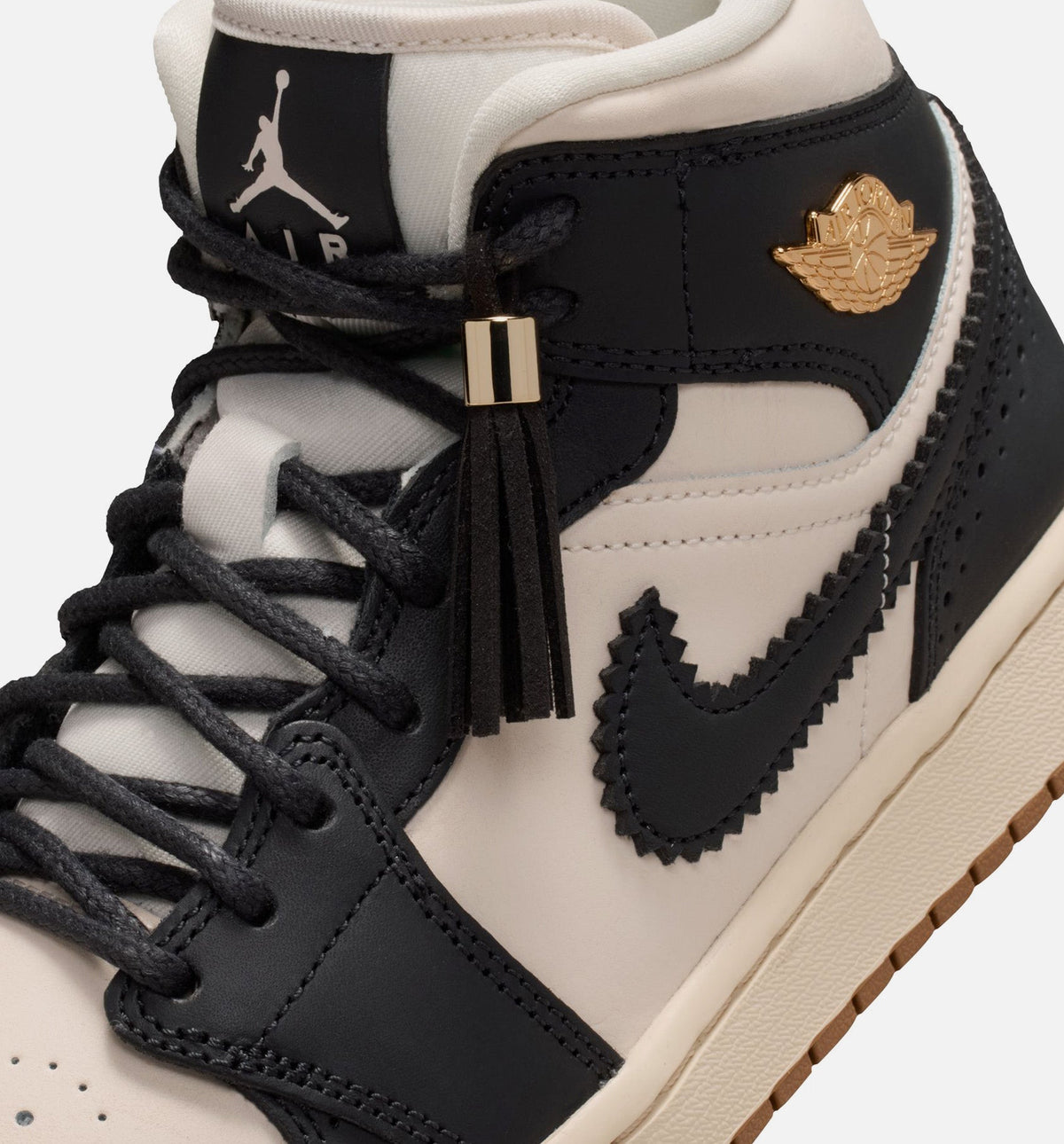 Air Jordan 1 Mid SE - Women's Lifestyle Sneaker (Off-Noir/Chalk/Pearl White)