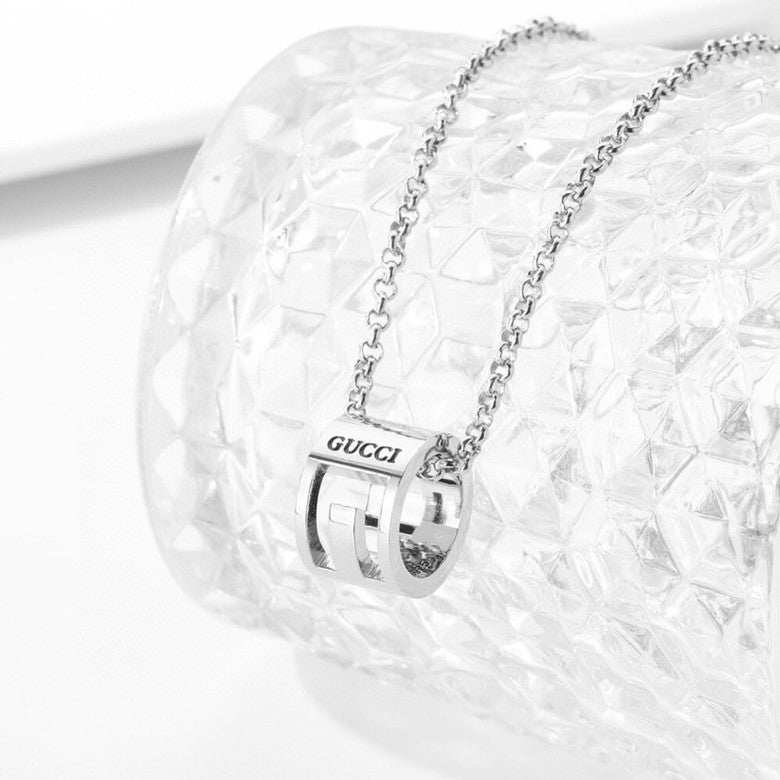 Gucci Vintage Interlocking Couple Necklace