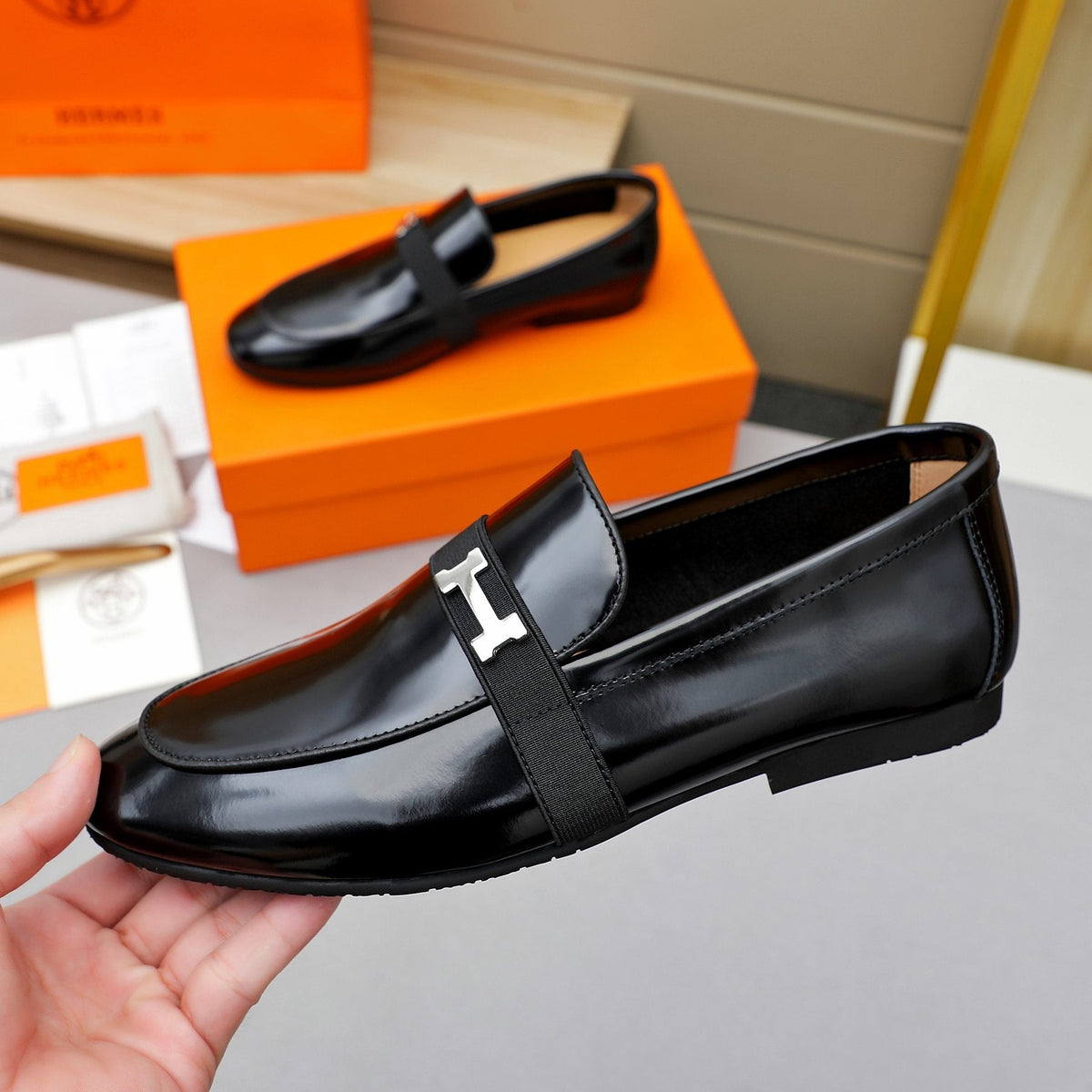 Hermès Men's Black H-Hardware Loafers - Leather Lining