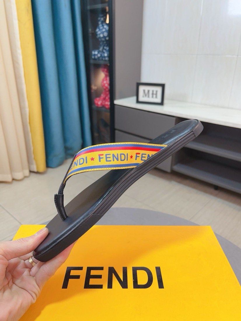 Fendi Men's Multicolor Strap Thong Sandals