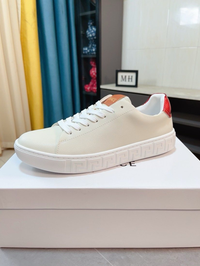 Versace Men's Low-Top Lace-Up Sneakers
