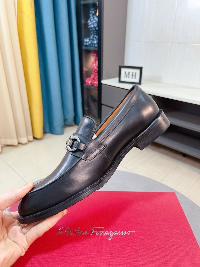 Ferragamo Men's Bit Loafers - Apron-Toe Styling