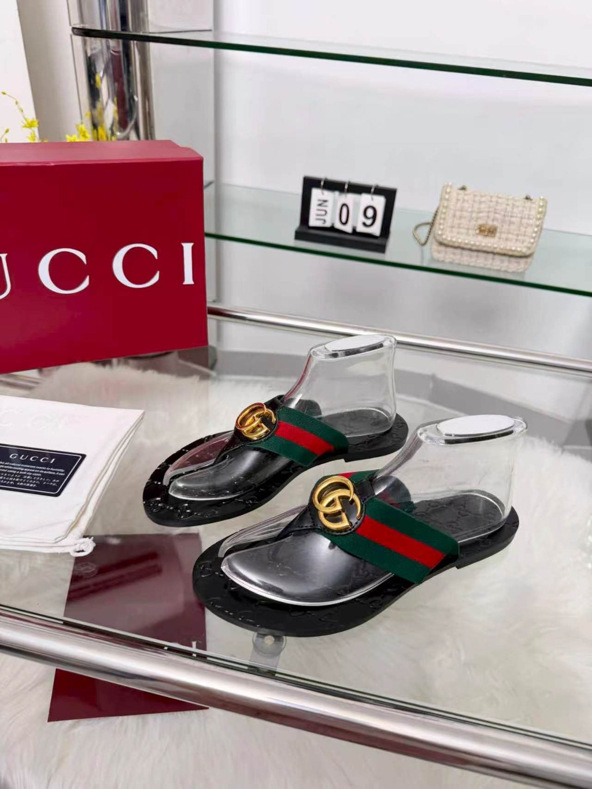 Gucci Green-Red Strap Thong Sandals