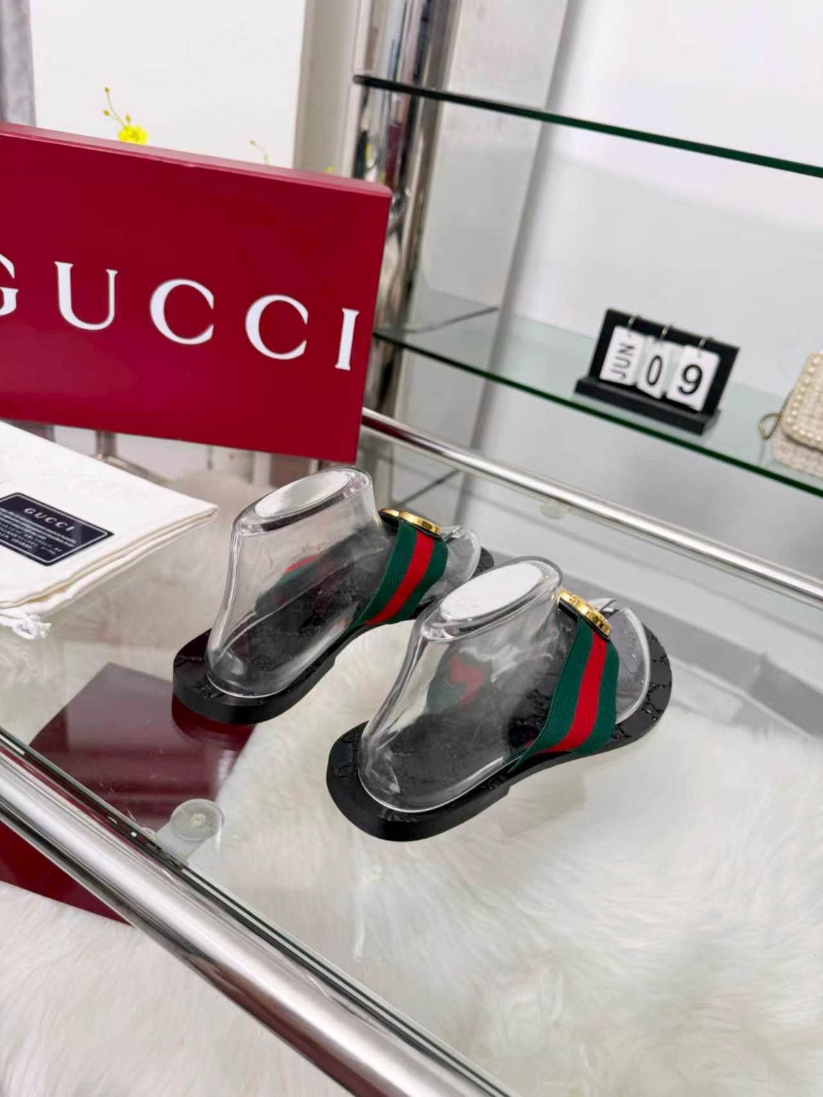 Gucci Green-Red Strap Thong Sandals